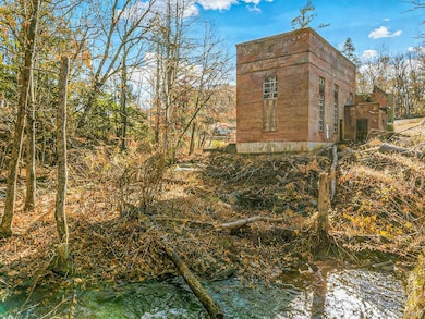 37 E Market St, Hyde Park, NY 12538 - photo 6