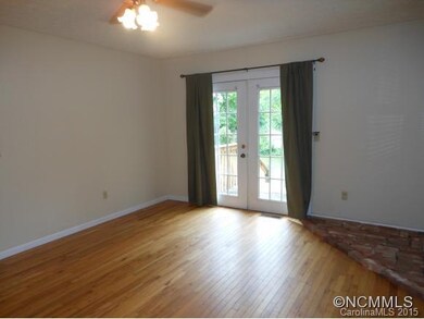 Great Rm  Deck & Porch Access