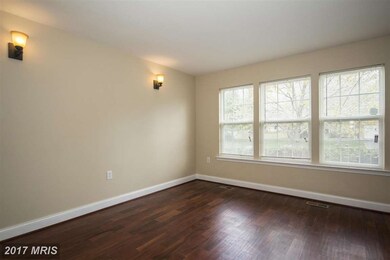 1049 Harbor Ct, Sykesville, MD 21784 - photo 4