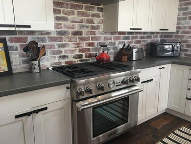 Full Thermidor Kitchen