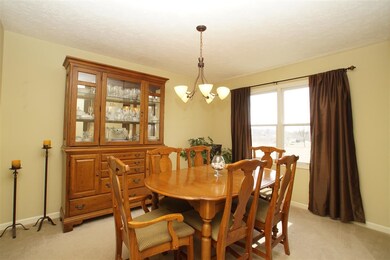 1427 Sunflower Ct, Greentown, IN 46936 - photo 4