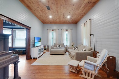 597 Davis Bend Rd, Alvin, TX 77511 - photo 7