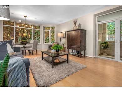 The Westover unit 209, Portland, OR 97210 - photo 7