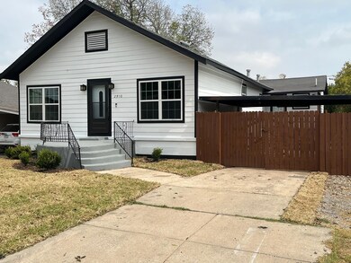 2910 NW 28th St, Fort Worth, TX 76106 - photo 2