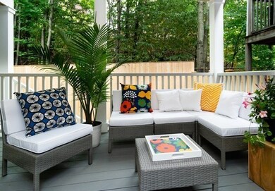 113 Falcon St unit 113-3, Boston, MA 02128 - photo 4