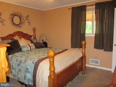 8710 Wendell Ave, Parkville, MD 21234 - photo 5