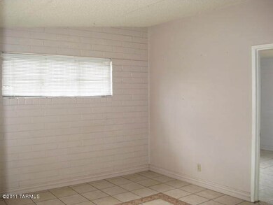 Living Area 1