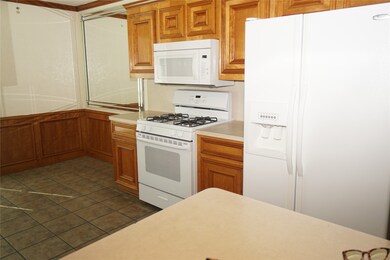 7926 Split Oak Dr, Houston, TX 77040 - photo 6