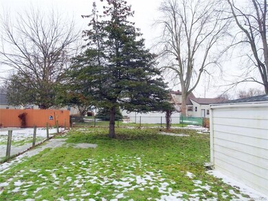 443 Wallace Ave, North Tonawanda, NY 14120 - photo 7