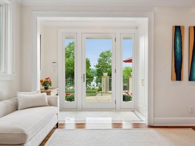 2683 E Lake of the Isles Pkwy, Minneapolis, MN 55408 - photo 2