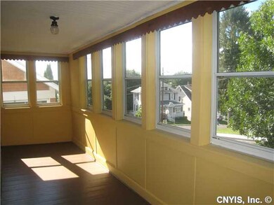 Porch - Screened