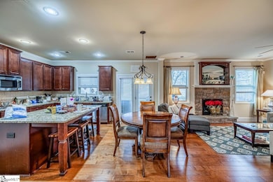 51 Wood Hollow Cir, Greer, SC 29650 - photo 7