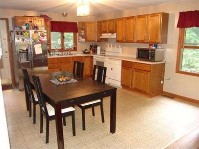 43 Old Southbridge Rd, Dudley, MA 01571 - photo 5