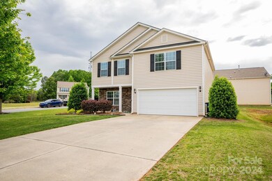 111 Quail Springs Rd, Statesville, NC 28677 - photo 3