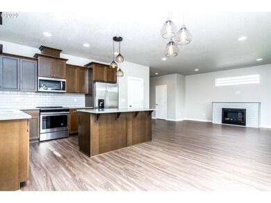 6411 NE 49th Cir, Vancouver, WA 98661 - photo 5