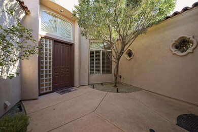 005_Front Courtyard