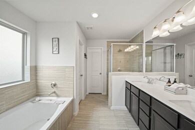 5180 Dry Hollow Dr, Alvin, TX 77511 - photo 6