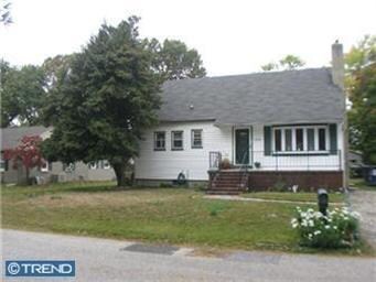 1988 Melvina Rd, Woodbury, NJ 08096 - photo 2