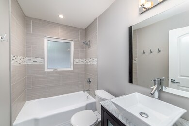 1030 Wingate Rd, Olympia Fields, IL 60461 - photo 4