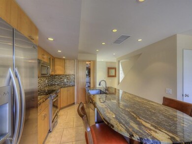 004_Kitchen