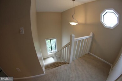 2218 Hunters Run Dr unit 2218, Reston, VA 20191 - photo 6