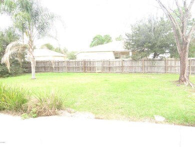 Fully Fenced Back Yard