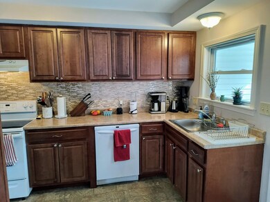 50-52 Grove St, Keene, NH 03431 - photo 2