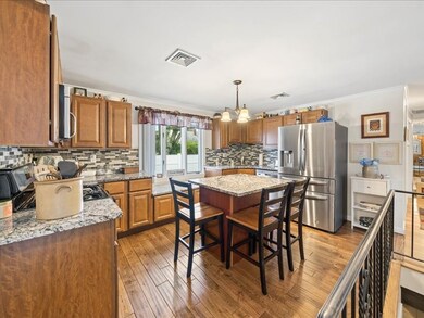 11 Gloria St, Pawtucket, RI 02861 - photo 5