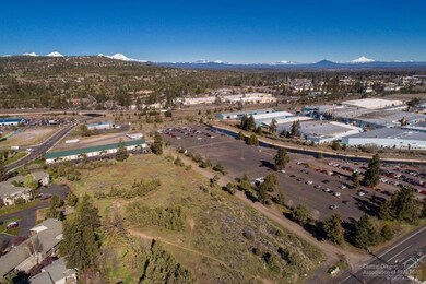 2785 NE Boyd Acres Rd, Bend, OR 97701 - photo 2