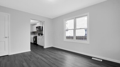 582 S waverly-st