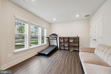 6951 Farragut Dr, Bryans Road, MD 20616 - photo 4