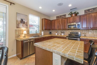 5) KITCHEN