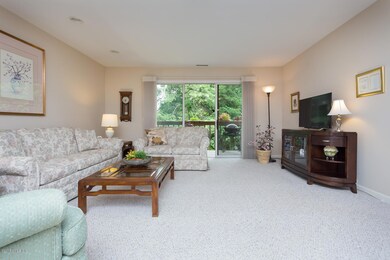 17 Palmer St Unit 4 Cos Cob CT-large-004