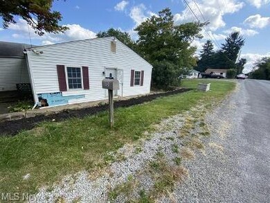 16024 Samuel St, East Liverpool, OH 43920 - photo 3