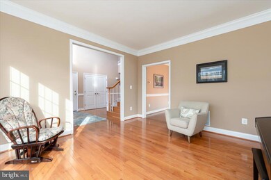 8419 Lillian Ln, Laurel, MD 20723 - photo 6