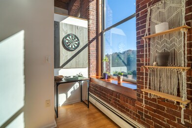 Rivermoor Landing unit 45, Newmarket, NH 03857 - photo 7