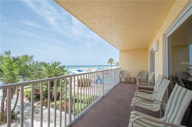 Corner condo- Secluded and tropical