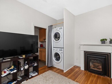 249 Bunker Hill St unit 1R, Charlestown, MA 02129 - photo 3