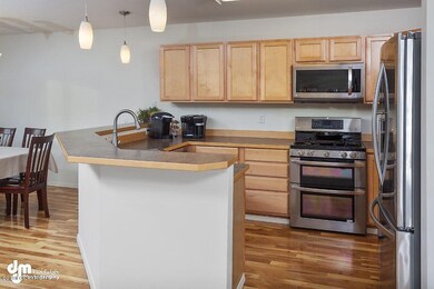 Kitchen_DMD_9047-SMALL