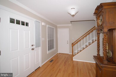 3301 Wrenn House Ct, Herndon, VA 20171 - photo 2