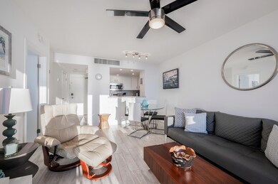 180 Seaview Ct Unit 1203 Marco-large-008