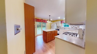 143 Main St, Lisbon, ME 04252 - photo 5
