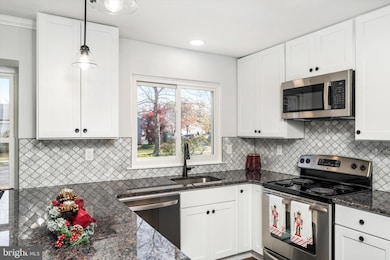 48 Dunstable Rd, Southampton, NJ 08088 - photo 7