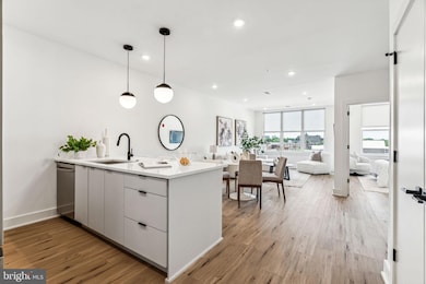 139 W Chelten Ave unit 506, Philadelphia, PA 19144 - photo 3