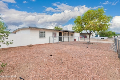 7241 E Pomegranate St, Tucson, AZ 85730 - photo 2
