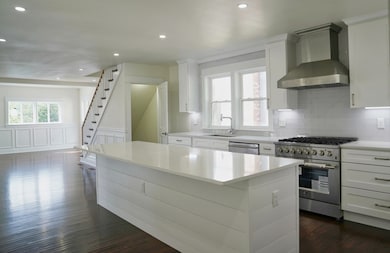 281 Forest St, Arlington, MA 02474 - photo 7