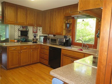 10510 W 170th Terrace, Olathe, KS 66062 - photo 4