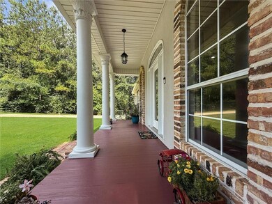 19504 Pinewood Rd, Bogalusa, LA 70427 - photo 2