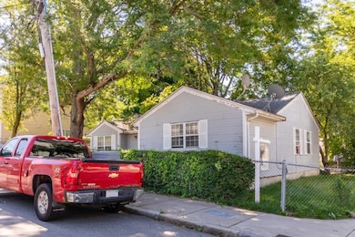 31 Dewey St, Dorchester, MA 02125 - photo 4