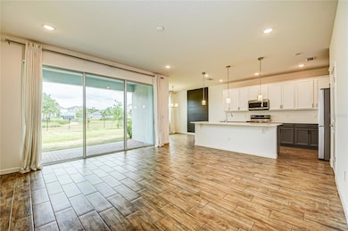 603 Fortuna Dr, Davenport, FL 33837 - photo 6